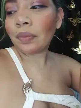Snapshot of Sophia_Brunett chatting on 11, 5, 2026 Sophia Brunett online show from 11, 5, 2026