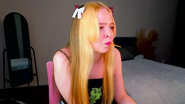 Bellla Murrr online show from 7, 2, 2025