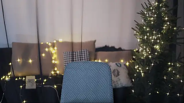 Snapshot of Moonccoi chatting on 5, 2, 2026 Moonccoi online show from 5, 2, 2026