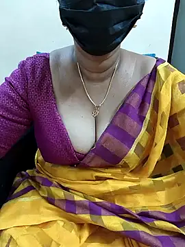 Snapshot of niiveditha chatting on 20, 2, 2025 niiveditha online show from 20, 2, 2025