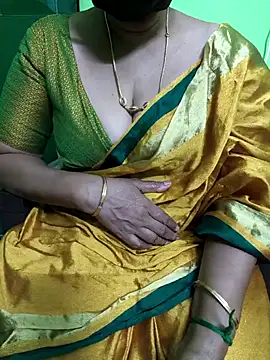 Snapshot of niiveditha chatting on 21, 3, 2025 niiveditha online show from 21, 3, 2025