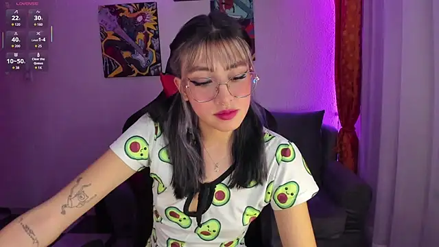 Daphne Jhons online show from 5, 2, 2026