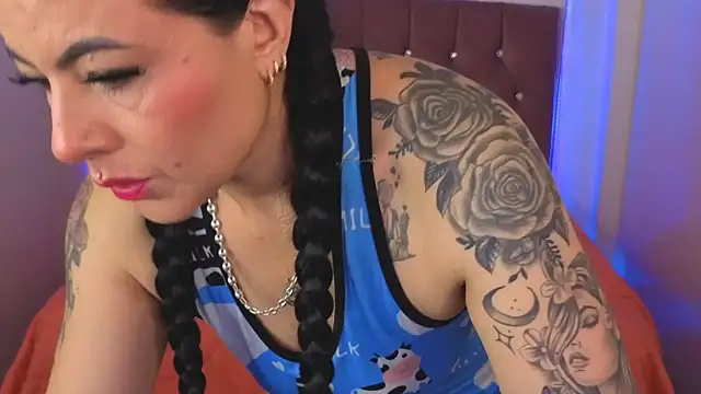 lizha milf online show from 22, 12, 2025