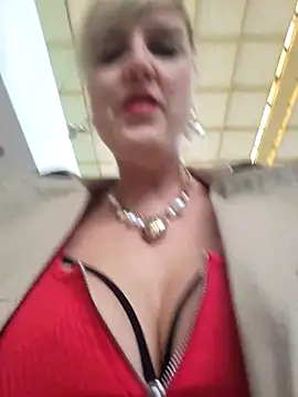 Sexybiene969 online show from 19, 10, 2025