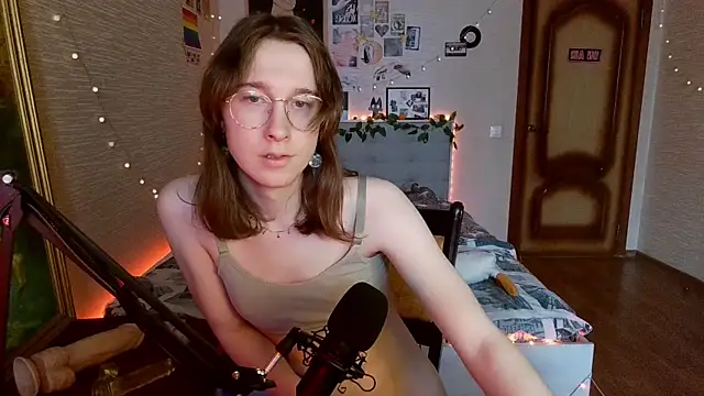 Snapshot of tangerine4dreams chatting on 22, 2, 2025 tangerine4dreams online show from 22, 2, 2025