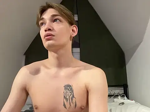 Julian wins online show from 17, 2, 2025