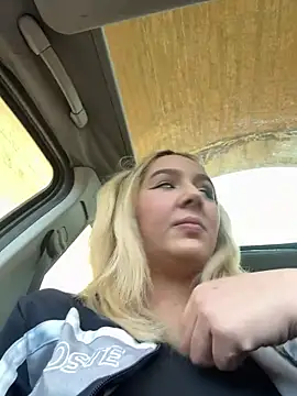 hotamanda01 online show from 25, 2, 2026