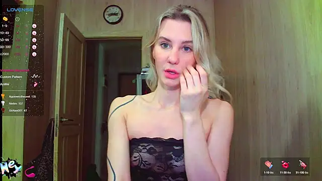 Caramel piegirl online show from 14, 1, 2026