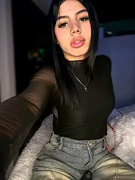 Laura-Khalifa online show from 1, 4, 2026