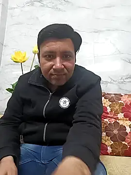 Snapshot of innocentboy1987 chatting on 6, 3, 2025 innocentboy1987 online show from 6, 3, 2025