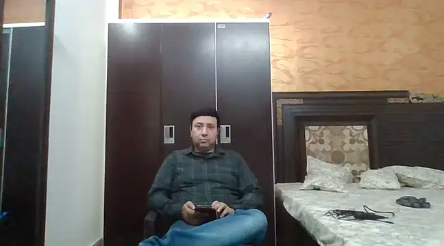 Snapshot of innocentboy1987 chatting on 15, 3, 2025 innocentboy1987 online show from 15, 3, 2025