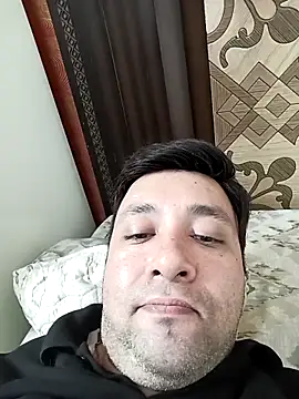 Snapshot of innocentboy1987 chatting on 3, 10, 2025 innocentboy1987 online show from 3, 10, 2025