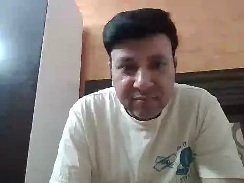 innocentboy1987 online show from 24, 4, 2026