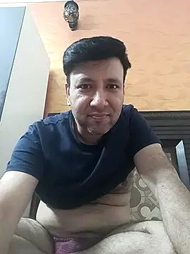 Snapshot of innocentboy1987 chatting on 3, 5, 2026 innocentboy1987 online show from 3, 5, 2026
