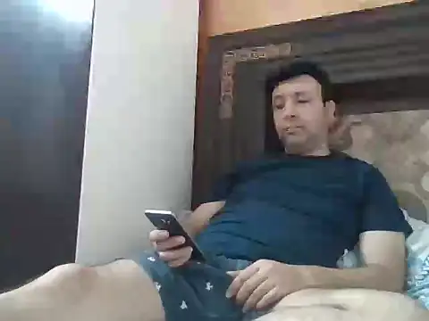 Snapshot of innocentboy1987 chatting on 22, 5, 2026 innocentboy1987 online show from 22, 5, 2026