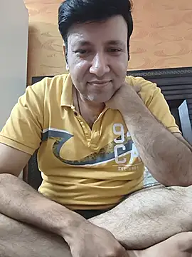 Snapshot of innocentboy1987 chatting on 2, 7, 2026 innocentboy1987 online show from 2, 7, 2026