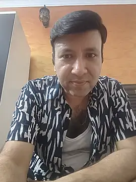 Snapshot of innocentboy1987 chatting on 18, 7, 2026 innocentboy1987 online show from 18, 7, 2026