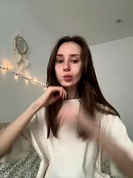 Snapshot of RosieMills chatting on 16, 12, 2025 RosieMills online show from 16, 12, 2025