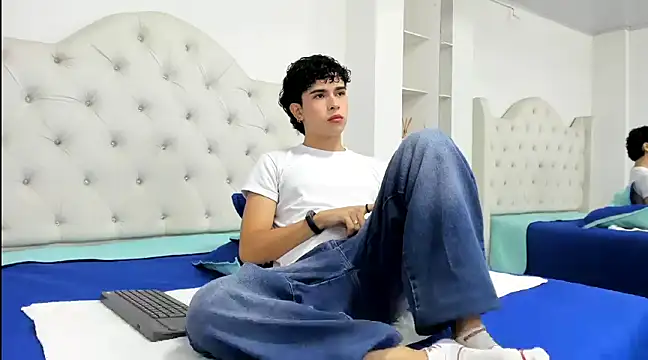 Aiiden 15 online show from 27, 2, 2025