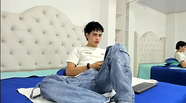 Aiiden 15 online show from 1, 3, 2025