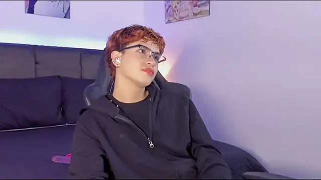 Aiiden 15 online show from 29, 9, 2025