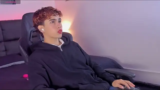 Aiiden 15 online show from 30, 9, 2025