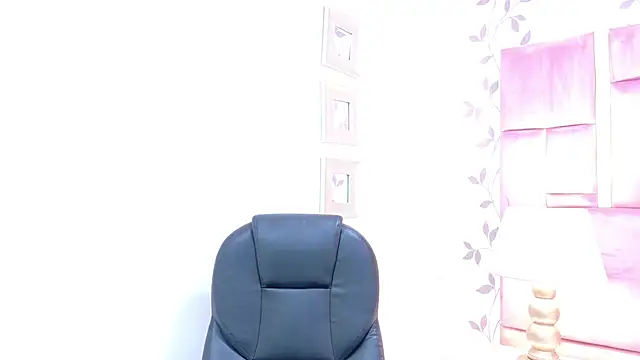 Snapshot of ArianaFranco chatting on 2, 5, 2026 ArianaFranco online show from 2, 5, 2026