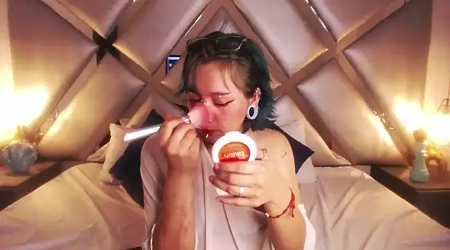 DarkMysterysF online show from 3, 3, 2025