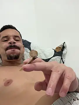 Snapshot of MateusBH123 chatting on 16, 1, 2026 MateusBH123 online show from 16, 1, 2026