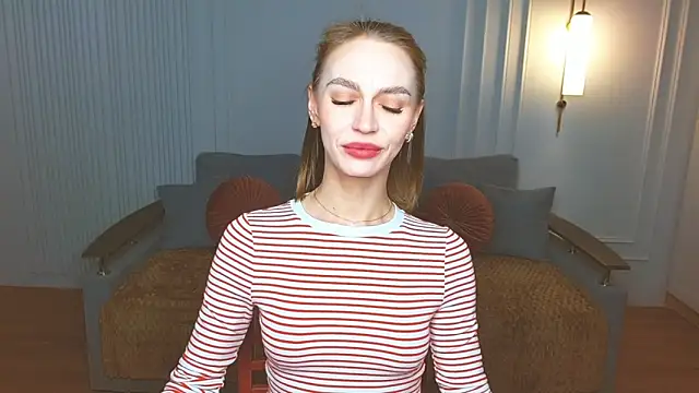 Lady Sunshine  online show from 25, 2, 2025