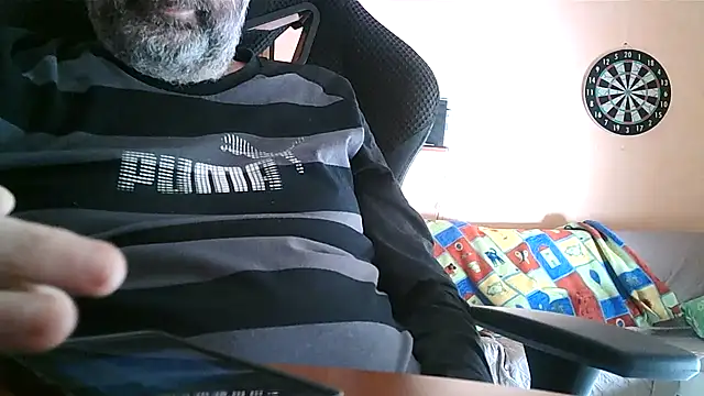 Snapshot of lanata chatting on 17, 3, 2025 lanata online show from 17, 3, 2025