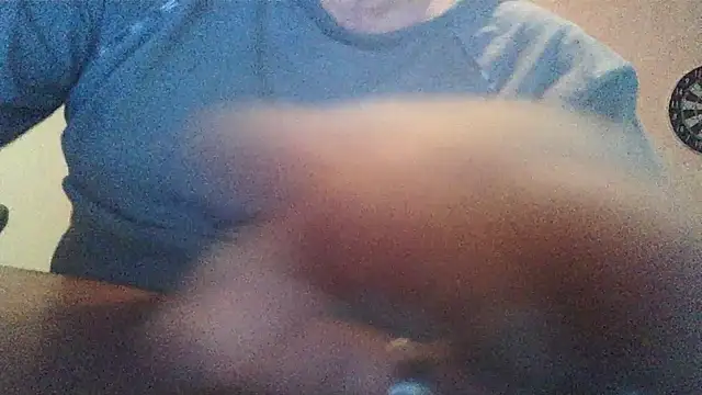 Snapshot of lanata chatting on 12, 11, 2025 lanata online show from 12, 11, 2025