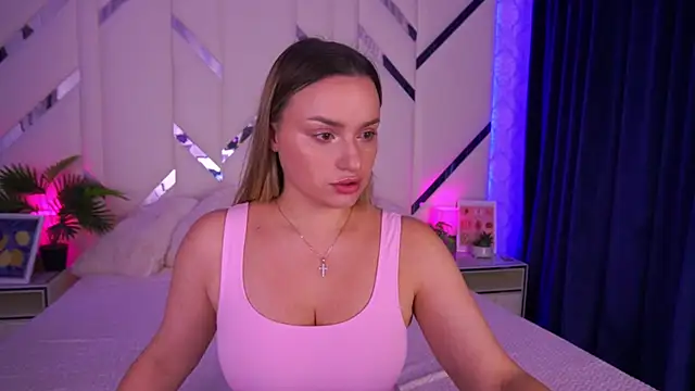 LindsieGreyy online show from 14, 10, 2025