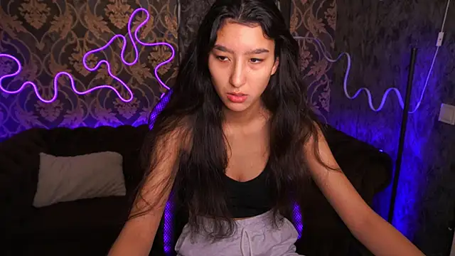 CharmMocco online show from 11, 2, 2025