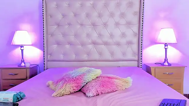 emily jk online show from 4, 10, 2025