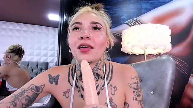 miss   angel online show from 12, 2, 2025