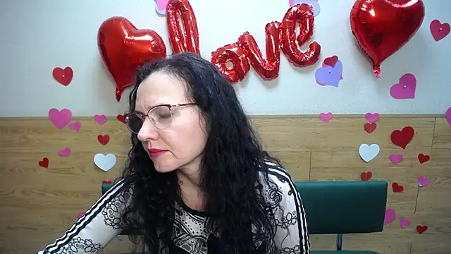 Miroslava Happi online show from 1, 3, 2025