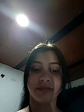 CHLOE ISABELL online show from 15, 11, 2025