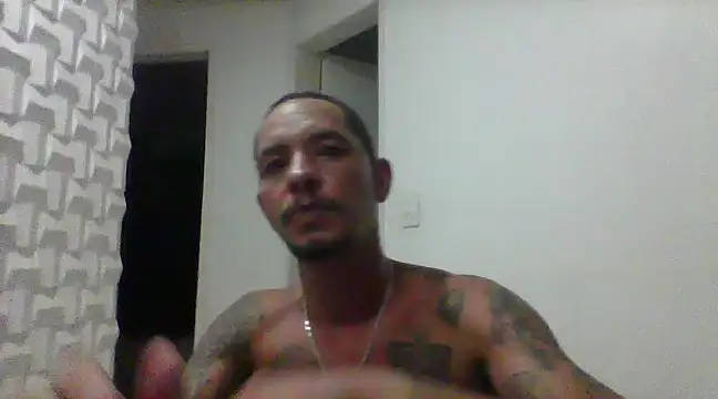 Snapshot of allisonbr chatting on 18, 3, 2025 allisonbr online show from 18, 3, 2025