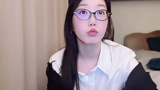 linlinnnnn online show from 8, 2, 2025