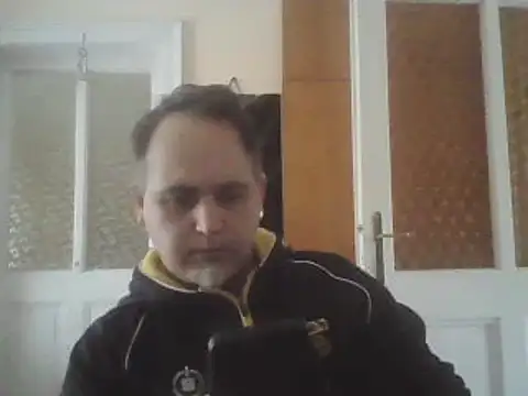 Snapshot of Szolga10 chatting on 13, 2, 2025 Szolga10 online show from 13, 2, 2025