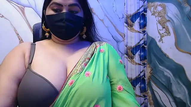 Snapshot of seetatiwari chatting on 17, 4, 2026 seetatiwari online show from 17, 4, 2026