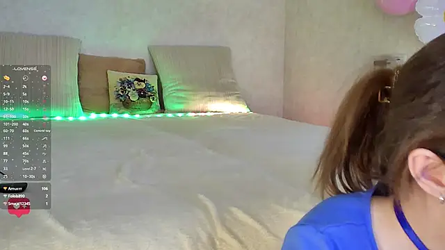 Snapshot of Roseaa chatting on 3, 6, 2026 Roseaa online show from 3, 6, 2026
