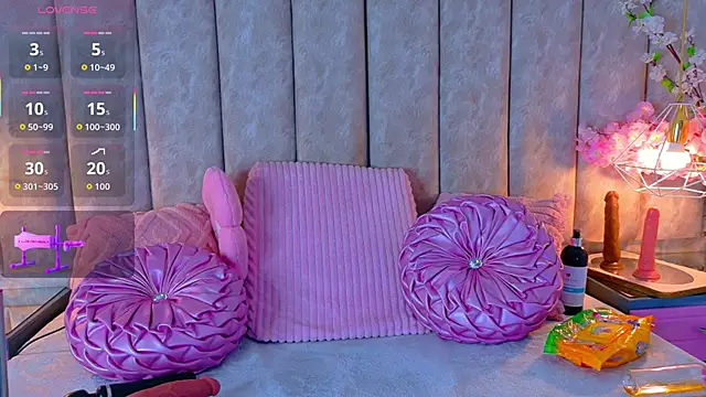 BrithanyParker  online show from 26, 11, 2025