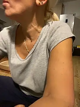 DeboraXporn online show from 21, 10, 2025