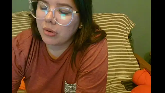 loqurasxxx online show from 3, 2, 2026