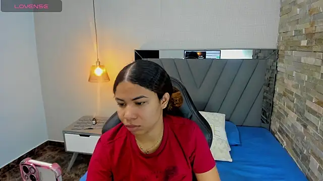 MELINAMARTINS online show from 10, 1, 2026