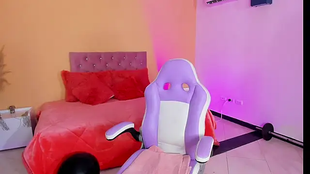 cristal crossfitx online show from 8, 11, 2025