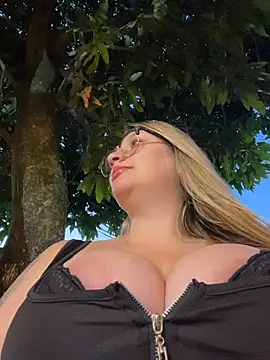 aurora coldd online show from 8, 4, 2026