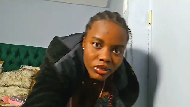 victora3 online show from 31, 3, 2026